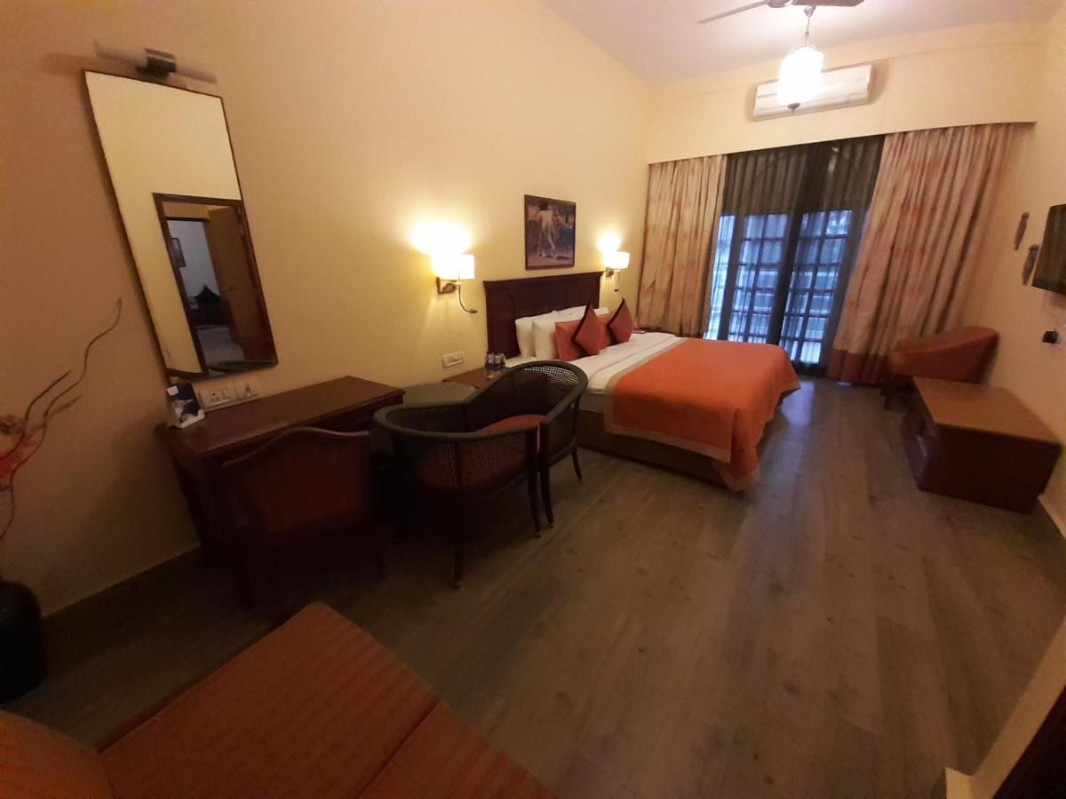 Gir Serai - Ihcl Seleqtions Sasan Gir Extérieur photo